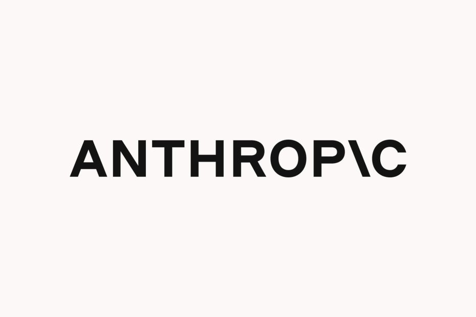 Anthropic Claude AI interface showing Skills customization and extended context features